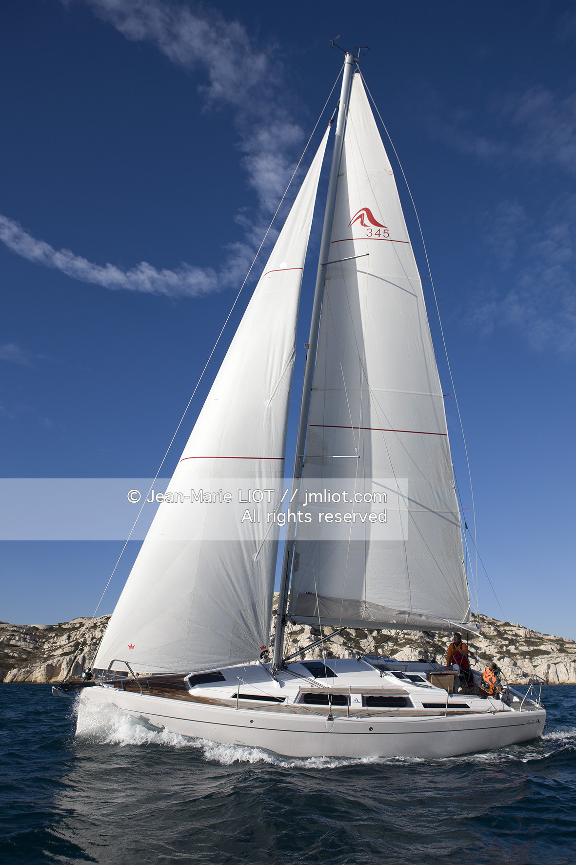 VOILE MAGAZINE - 100 MILLES A BORD