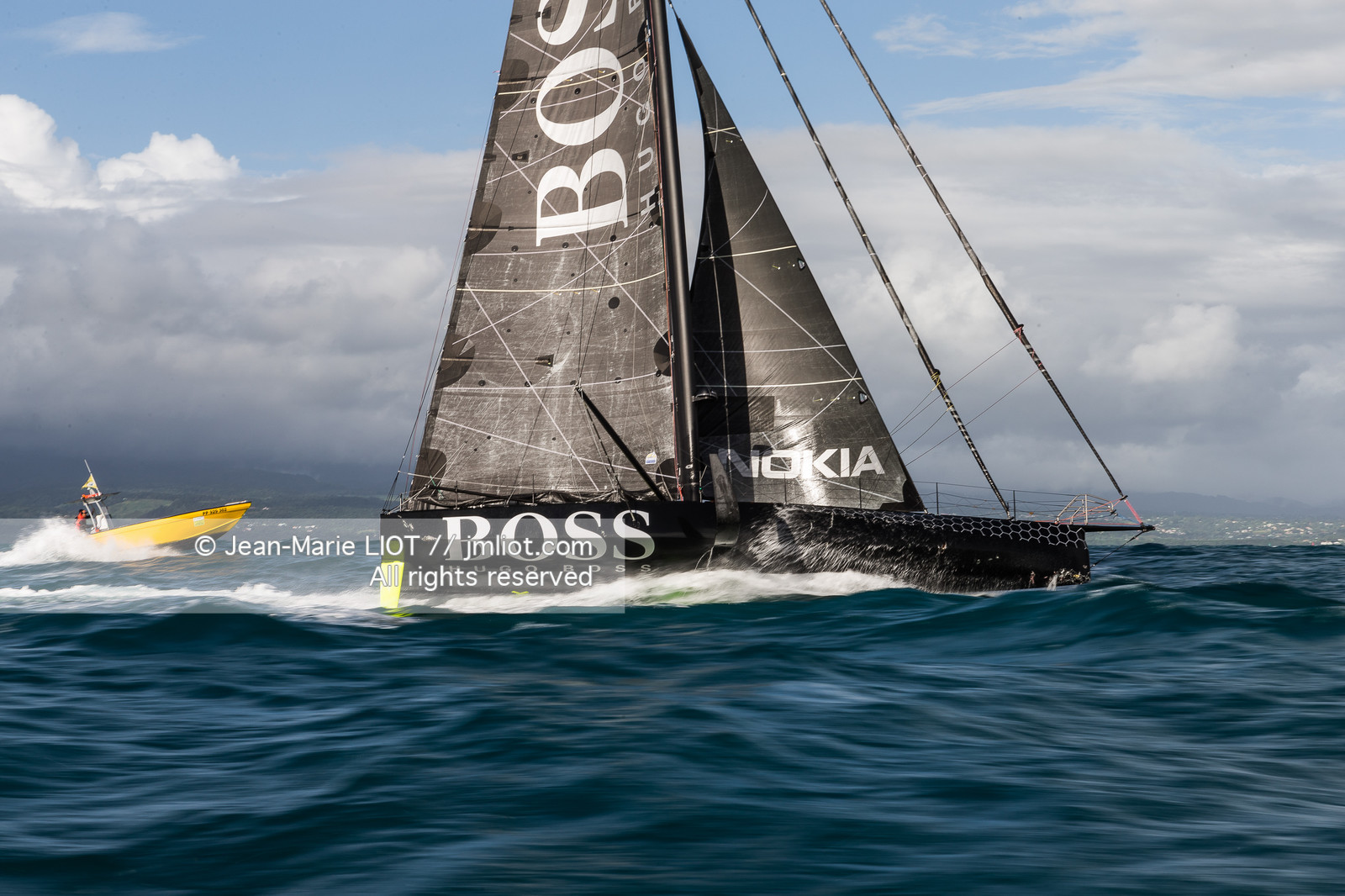 ALEX THOMSON - ROUTE DU RHUM 2018 - ARRIVEE