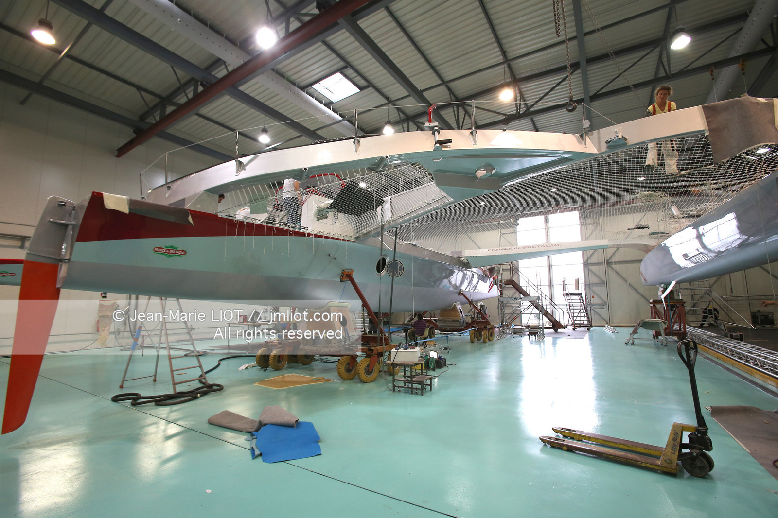 SAILING - MAXI 80 PRINCE DE BRETAGNE - SHIPYARD