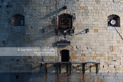 VOILES ET VOILIERS 2016 - LES FORTS DE CHARENTE, BAIE DE LA ROCHELLE EN BIHAN 650
