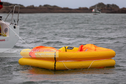 RADEAUX DE SURVIE - COMPARATIF