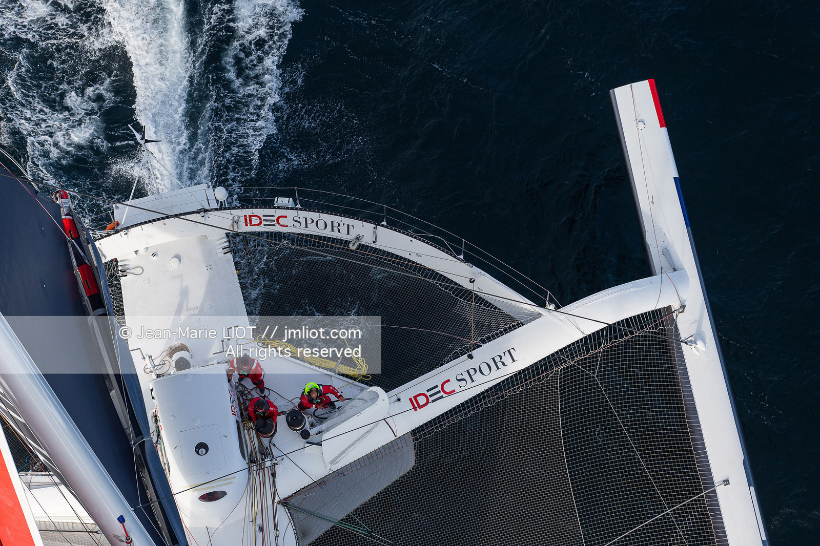 MAXI TRIMARAN IDEC SPORT 2015 - BANQUE D'IMAGES