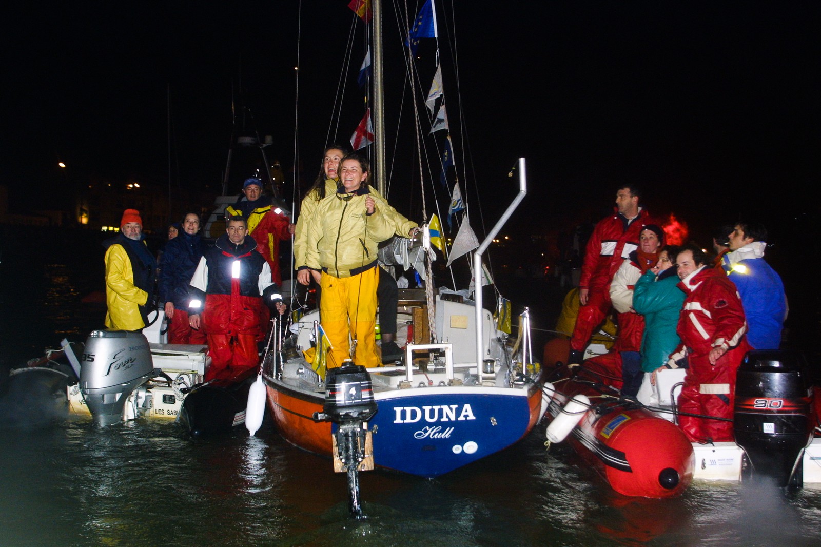 ARRIVEE ELLEN MACARTHUR - 2E