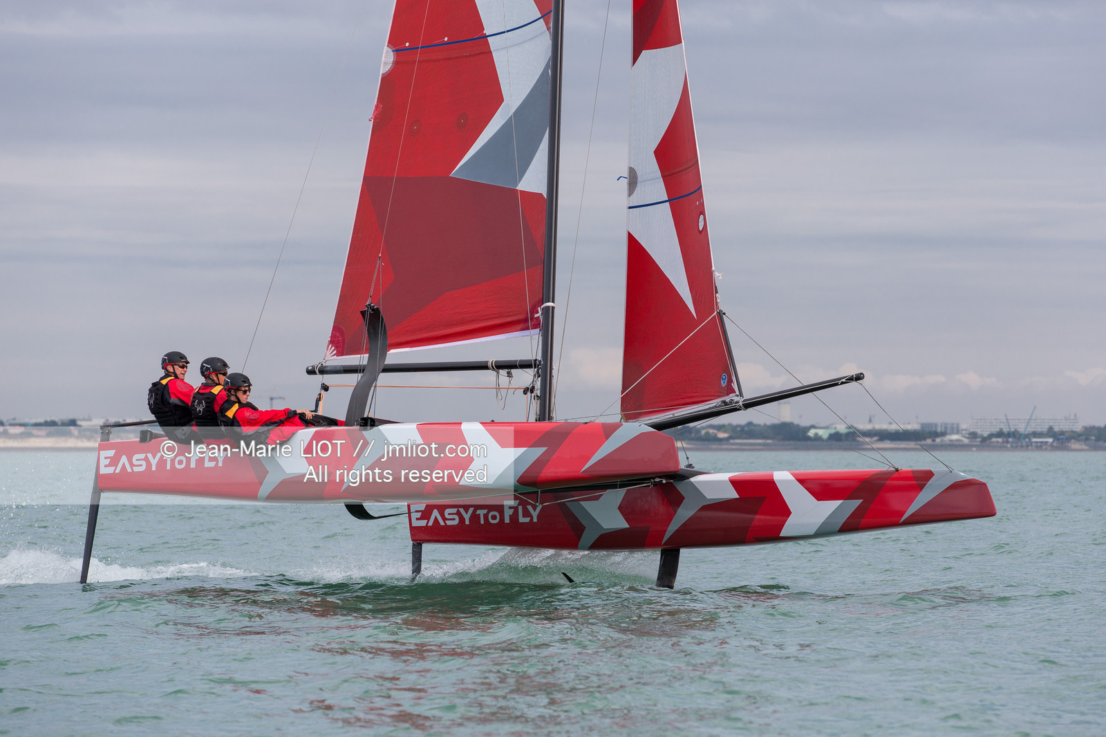 EASY TO FLY - EYOTY 2016