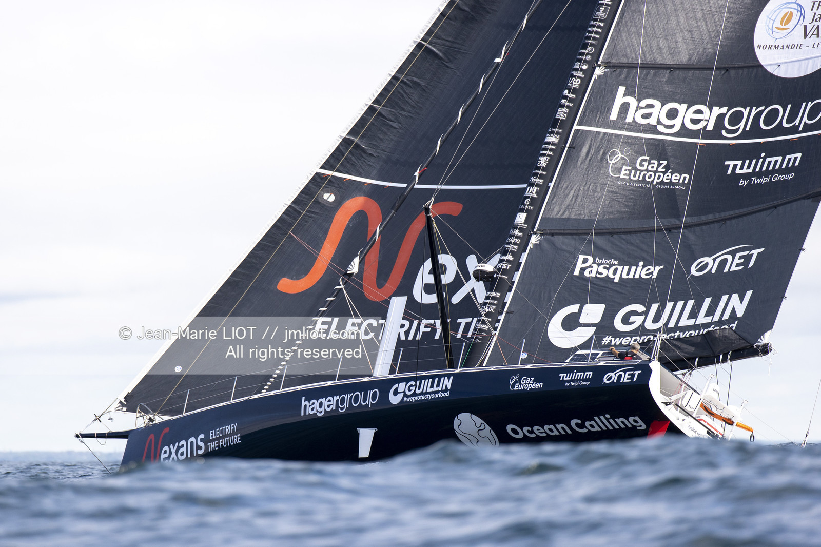 FABRICE AMEDEO 2023 - PREMIERE NAVIGATION IMOCA