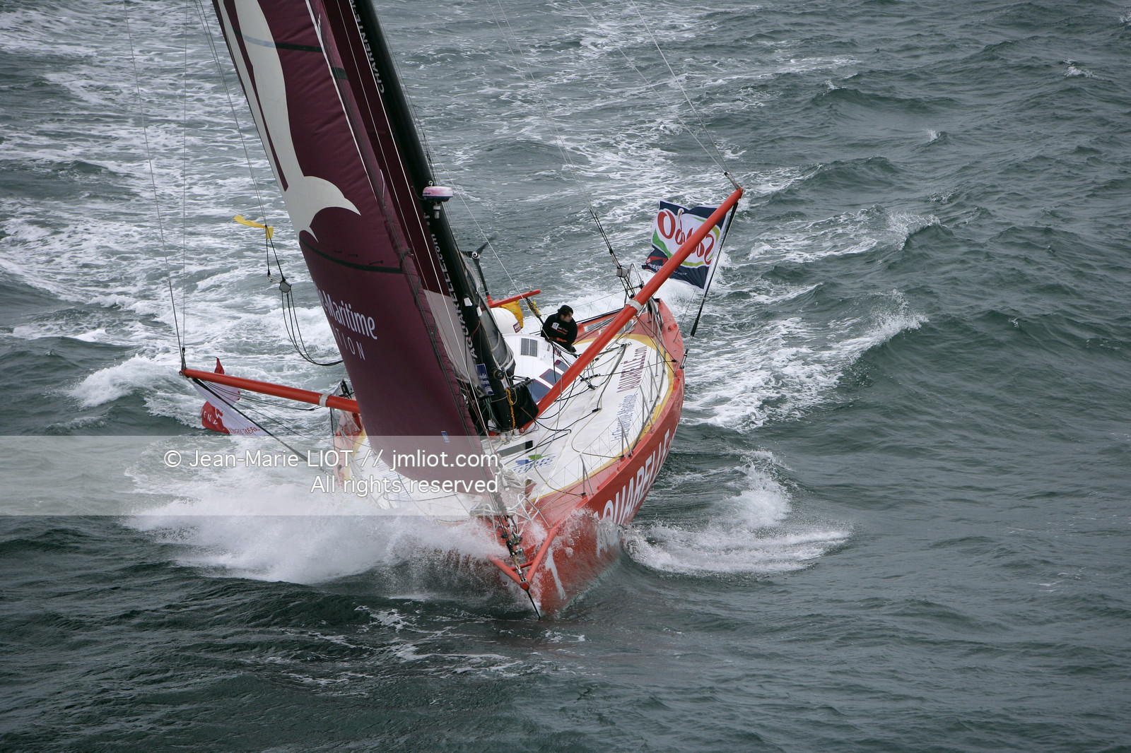 081109VGDEPART_L7A1574