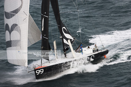 Novembre 2011 Départ de la Transat Jacques Vabre du  Havre et à destination de la Guadeloupe. Photo © Jean-Marie Liot.