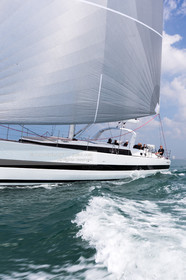 OCEANIS YACHT 62