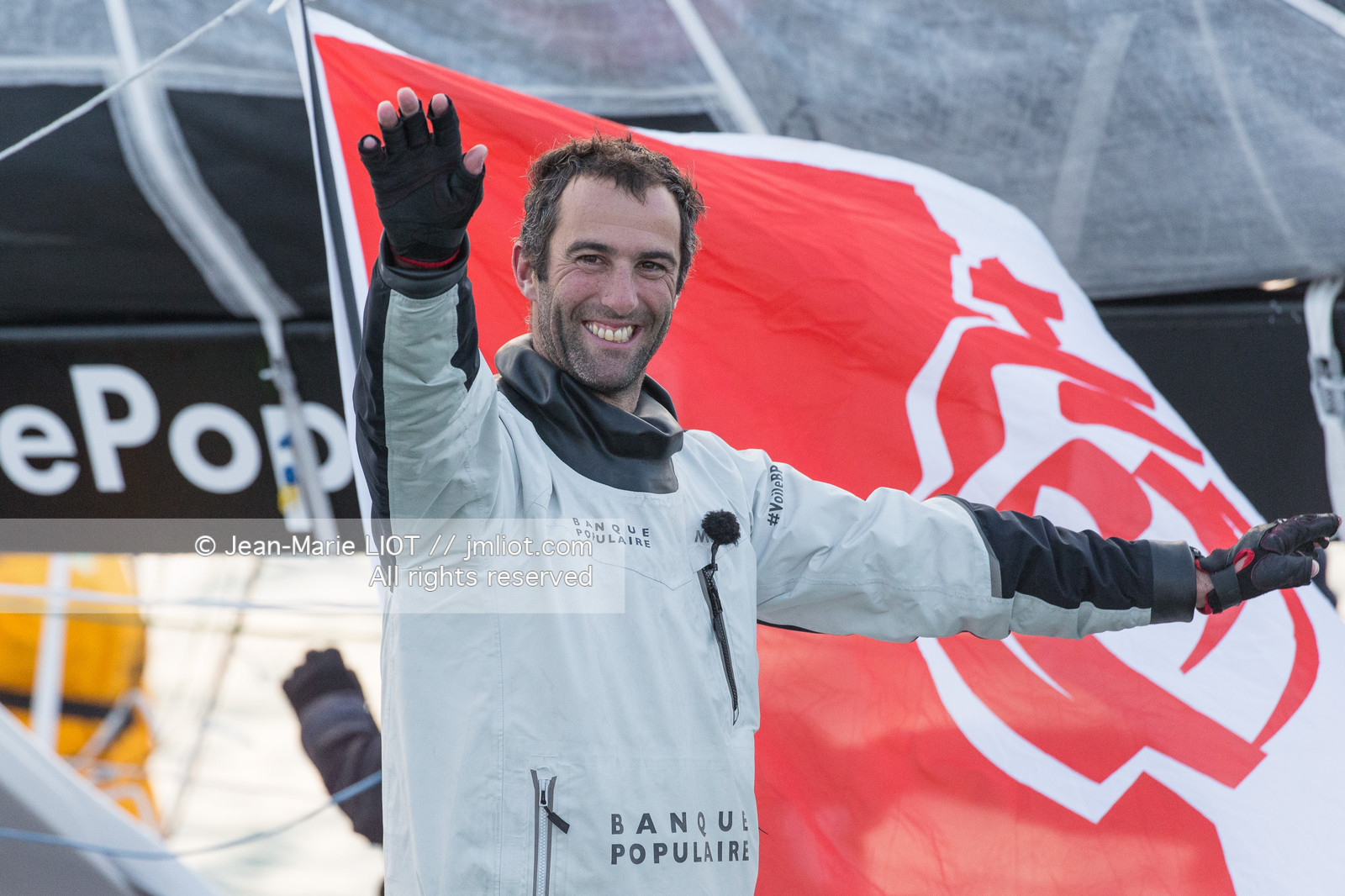 Les Sables d'Olonne, le 19 janvier 2017 arrivée d'Armel Le Cléac'h (FR) skipper de l'imoca Banque Populaire arrive 1er du Vendee globe 2016-2017. Photo © Jean-Marie Liot   DPPI