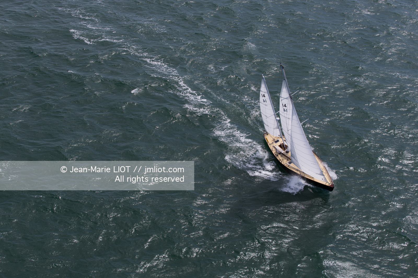 LOICK PEYRON A BORD DE PEN DUICK II