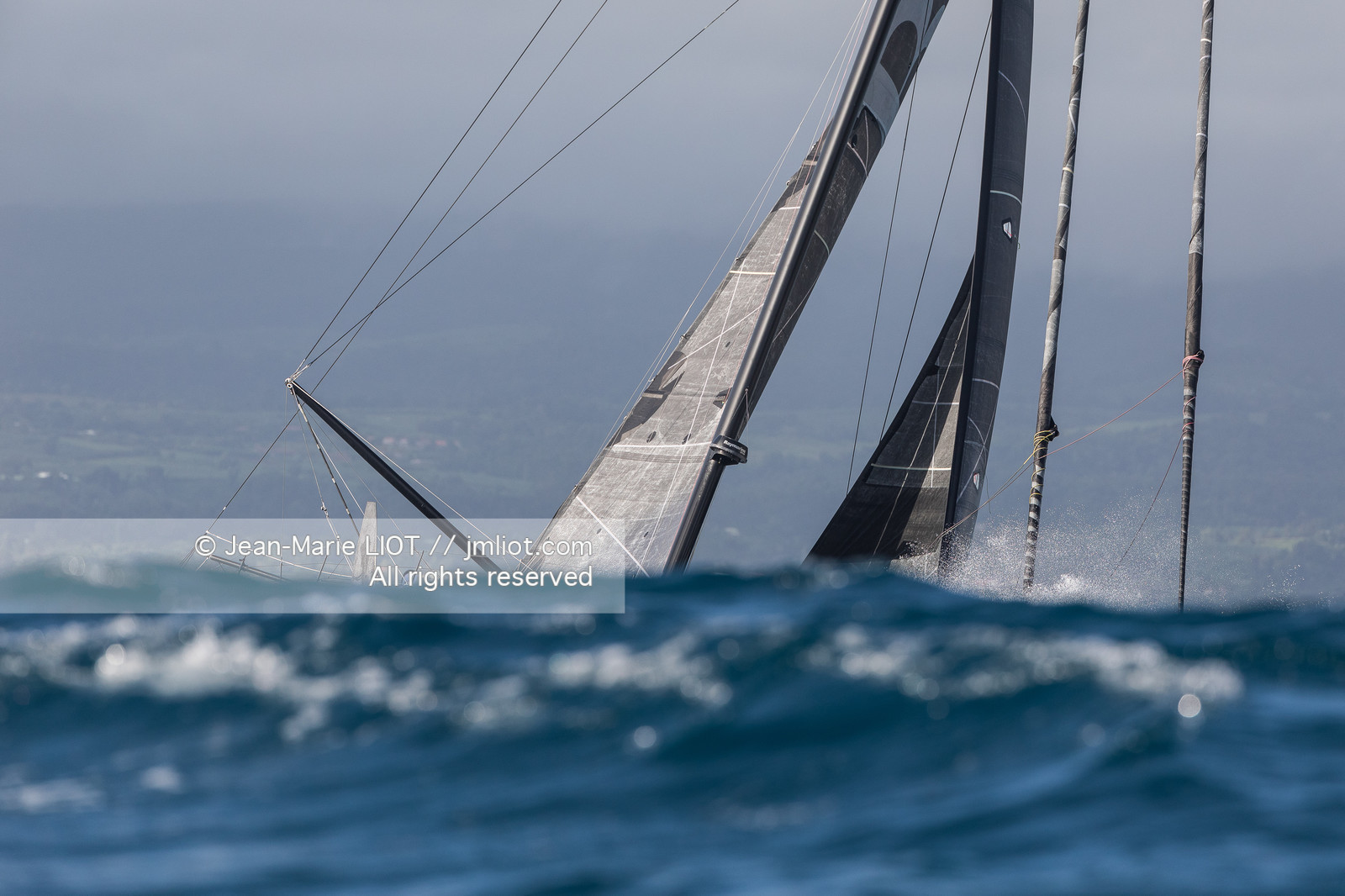 ALEX THOMSON - ROUTE DU RHUM 2018 - ARRIVEE