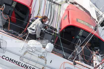 ERIC BELLION - COMME UN SEUL HOMME - VENDEE GLOBE 2016-2017