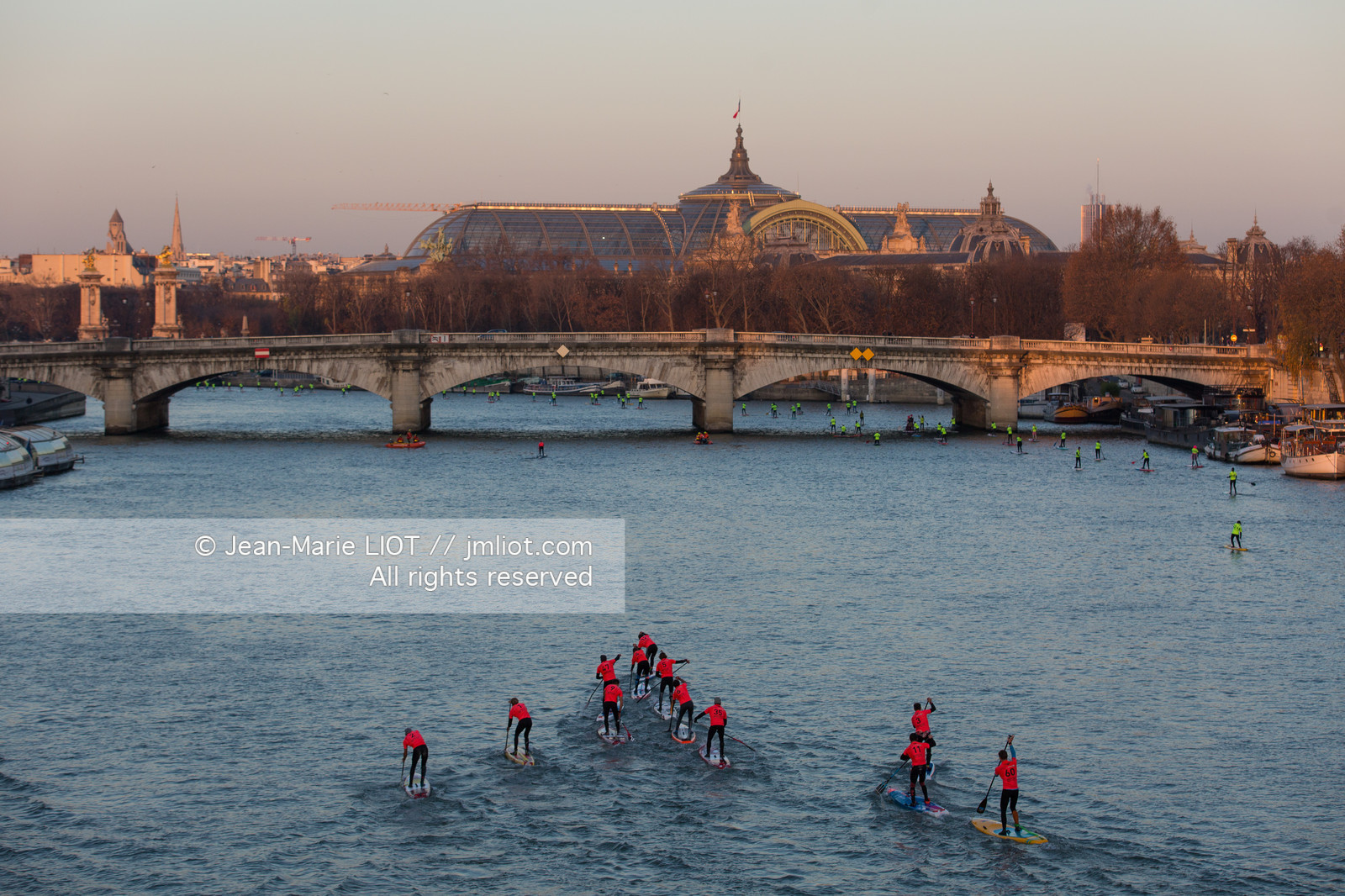 PADDLE - LA SEINE - PARIS