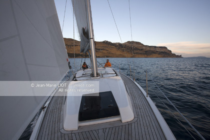 VOILE MAGAZINE - 100 MILLES A BORD