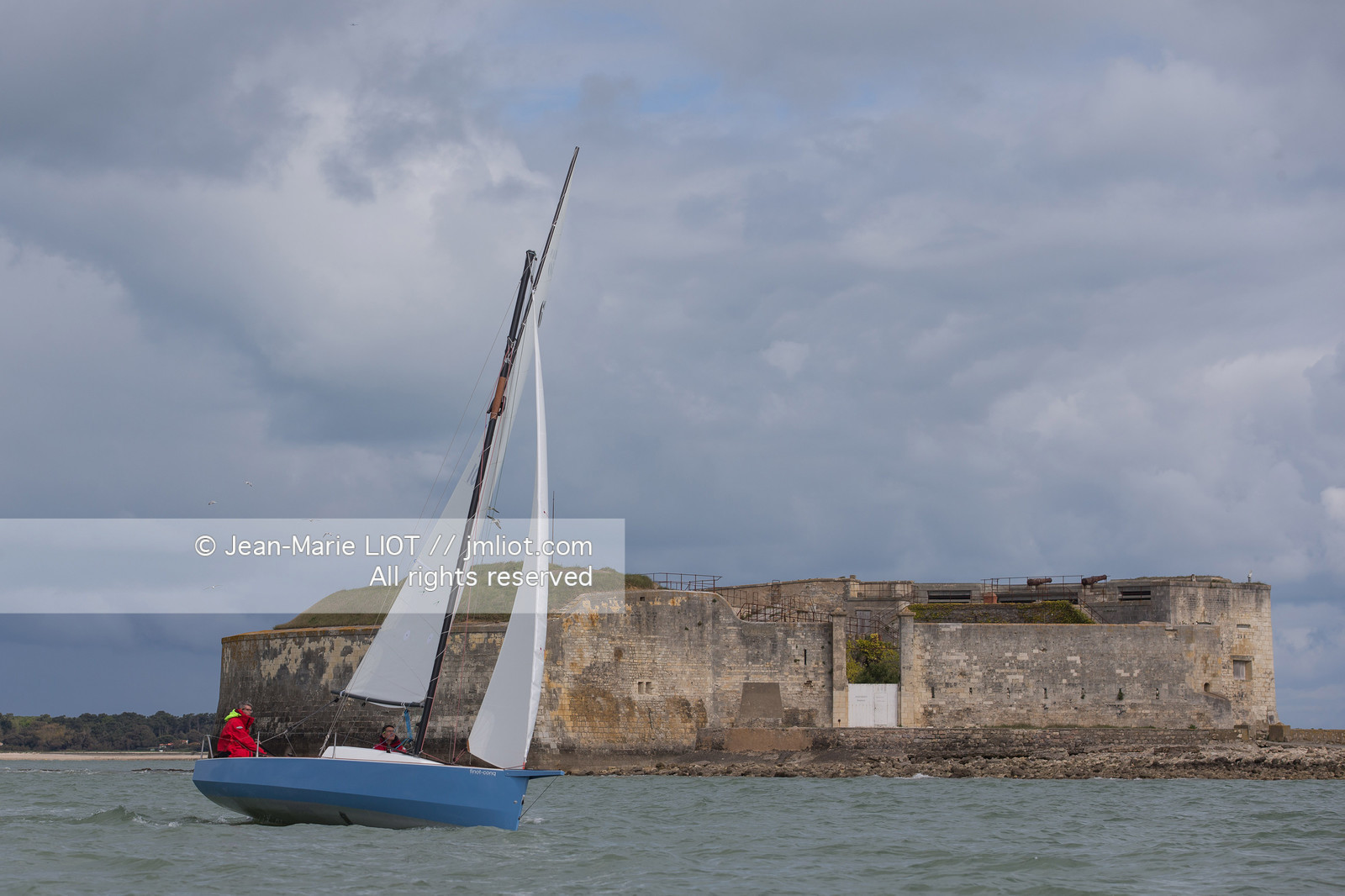 VOILES ET VOILIERS 2016 - LES FORTS DE CHARENTE, BAIE DE LA ROCHELLE EN BIHAN 650