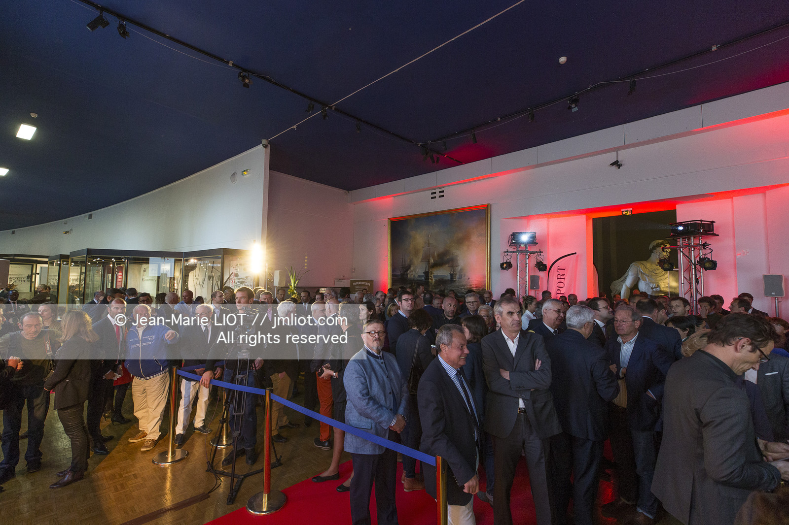 TROPHEE JULES VERNE - IDEC SPORT - REMISE DFU TROPHEE