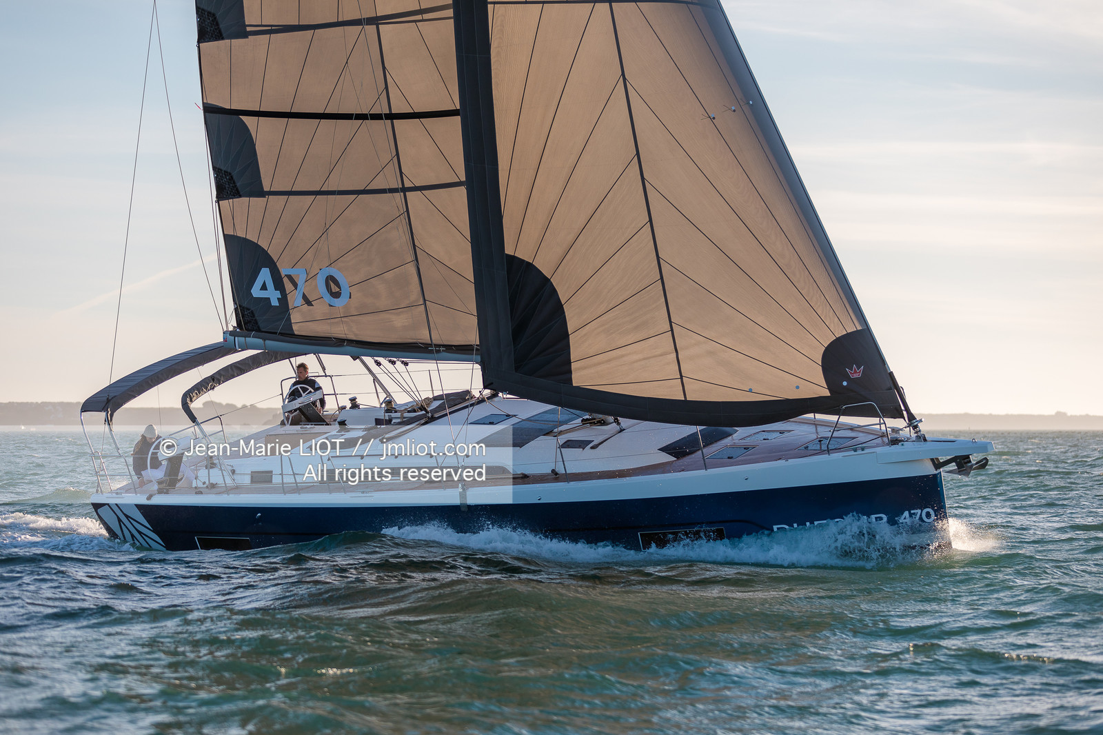 DUFOUR YACHTS - DUFOUR 470