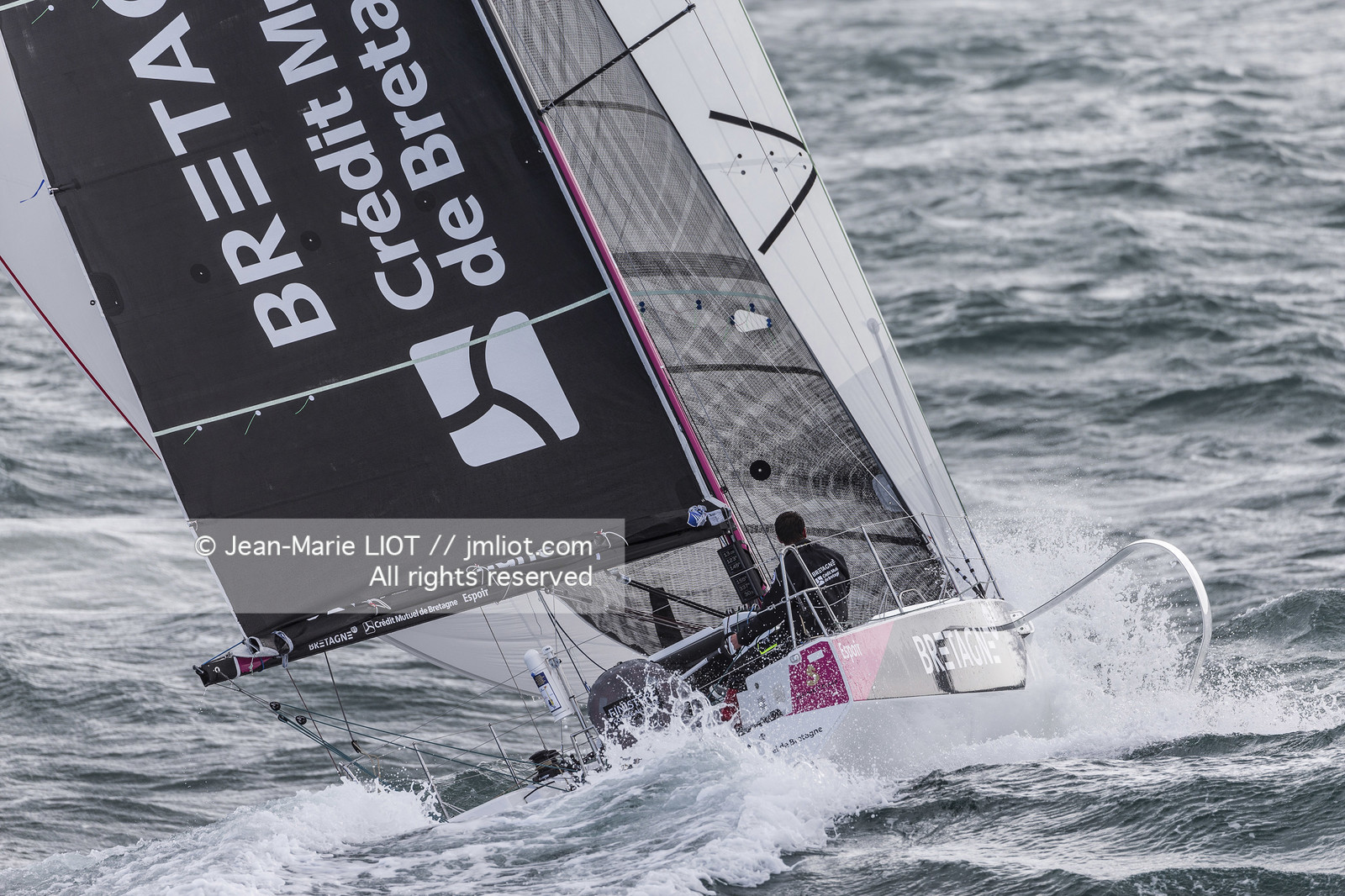 FIGAROS 3 BRETAGNE CMB 2019