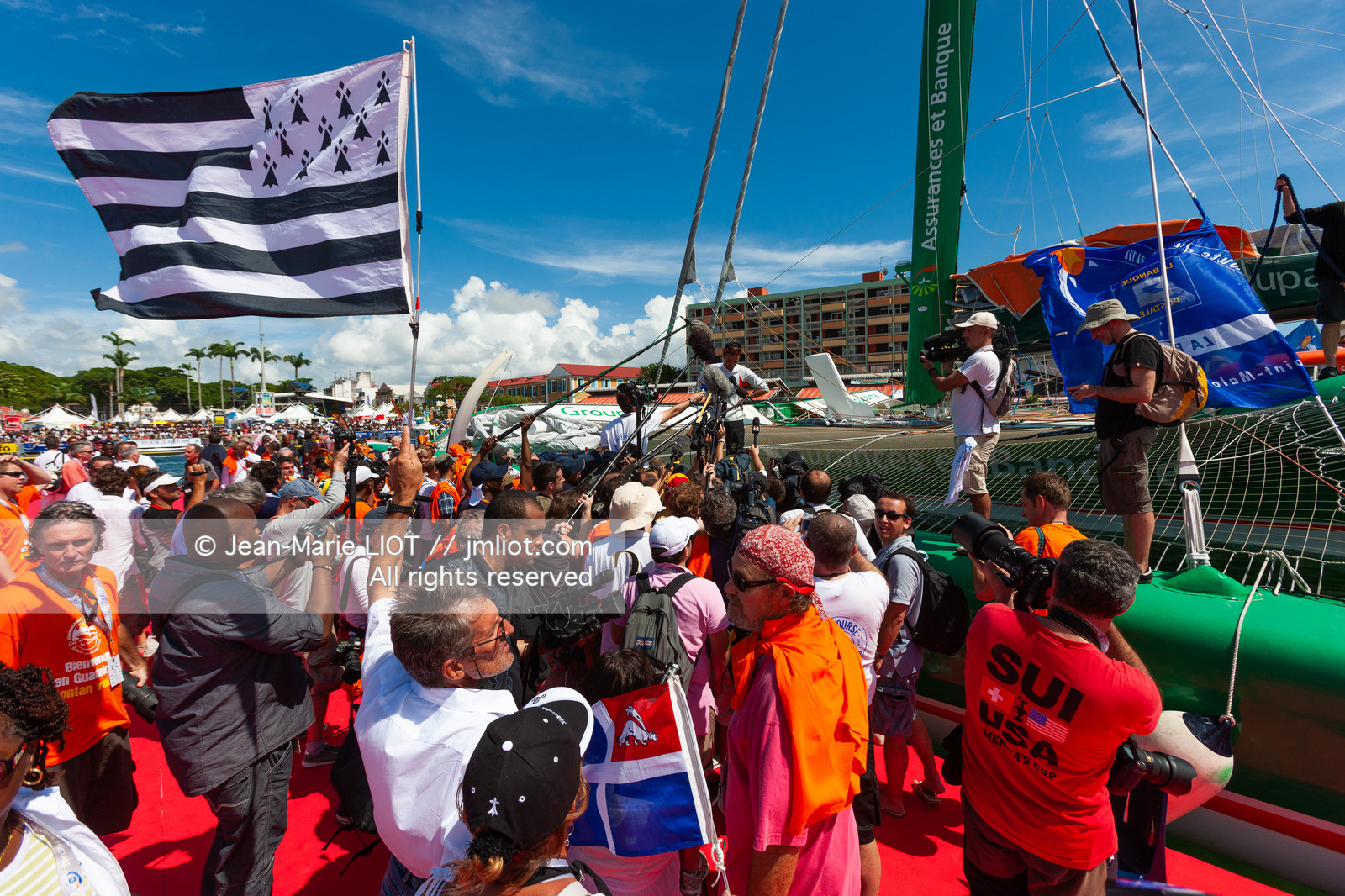 ROUTE DU RHUM 2010 - FRANCK CAMMAS - ARRIVEE
