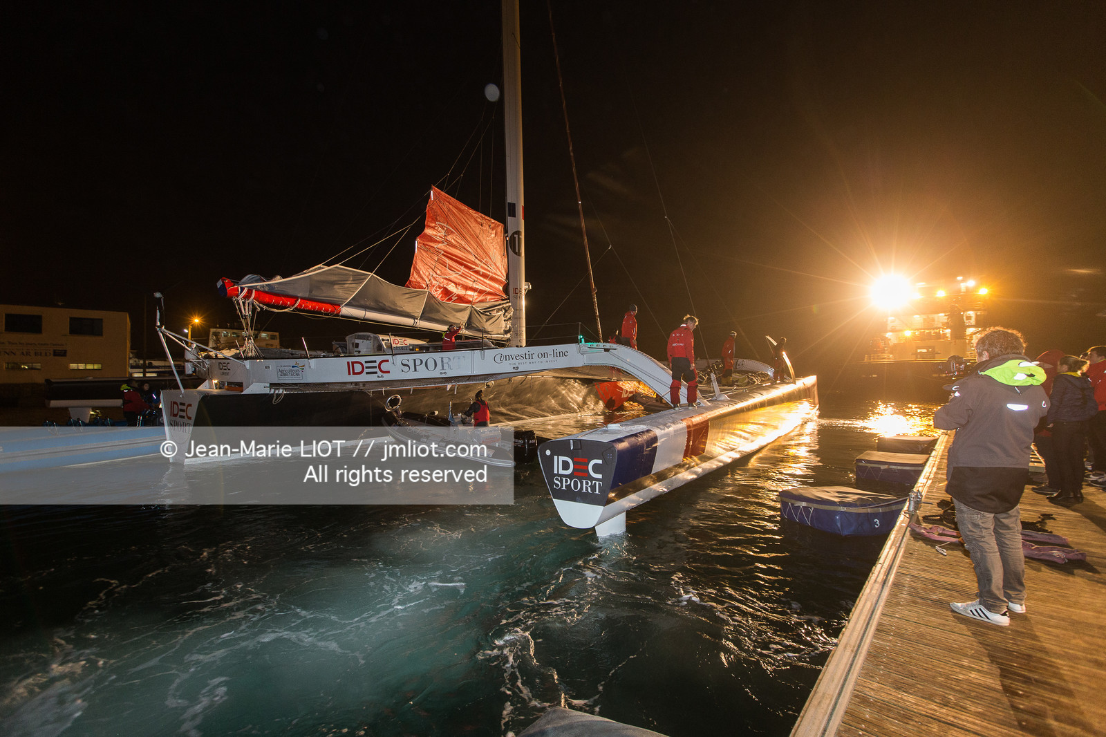 TROPHEE JULES VERNE - MAXI TRIMARAN IDEC SPORT 2016