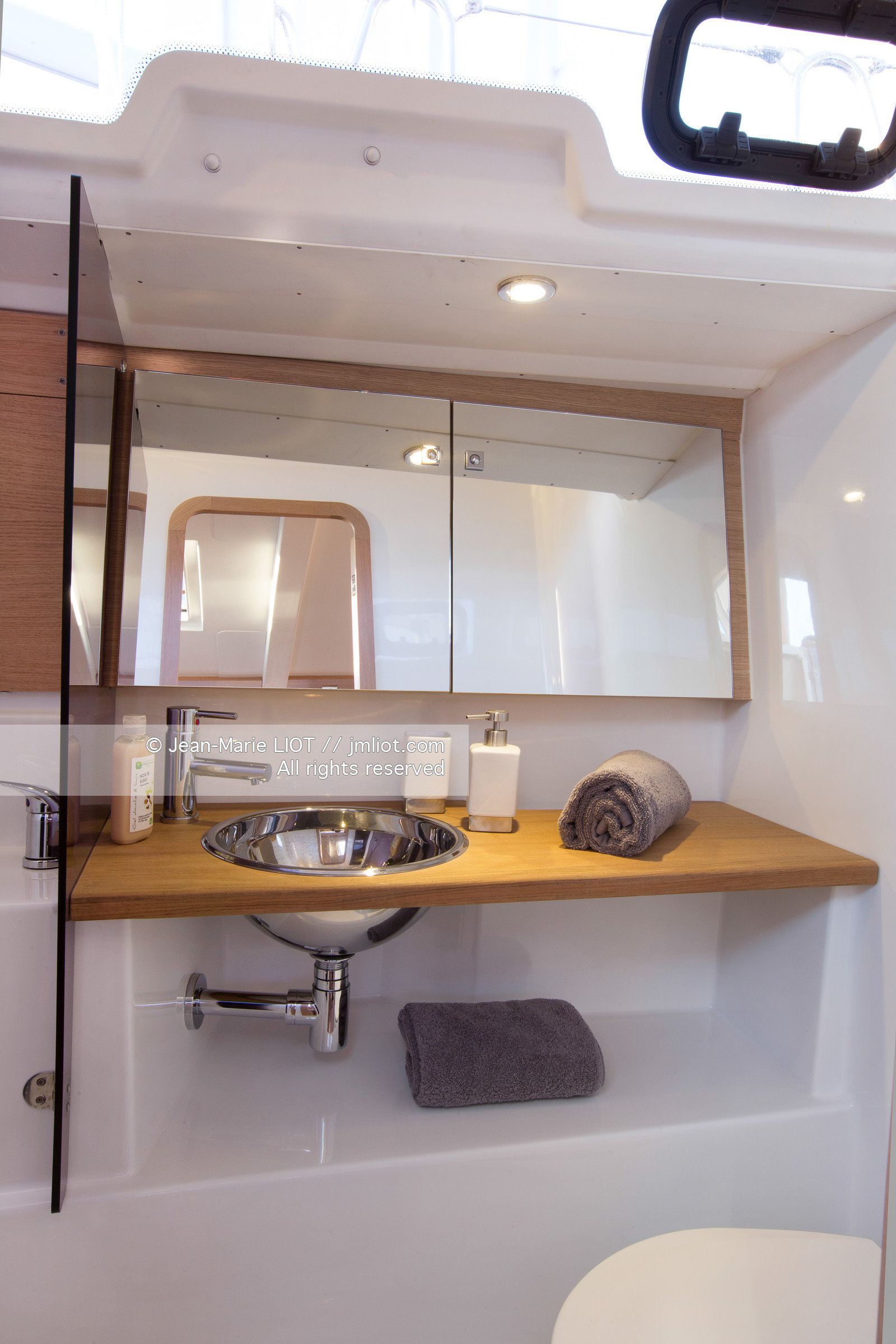 DUFOUR YACHTS - DUFOUR 410 NEW MODEL