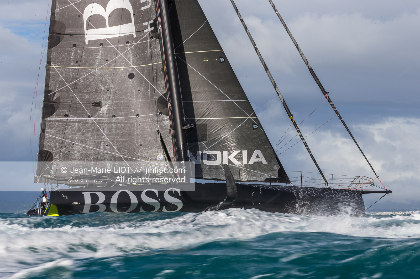 ALEX THOMSON - ROUTE DU RHUM 2018 - ARRIVEE