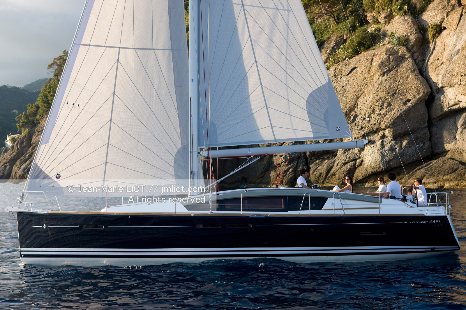 CHANTIER JEANNEAU 2011