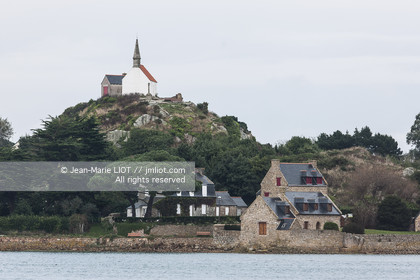 VOILE MAGAZINE 10 09