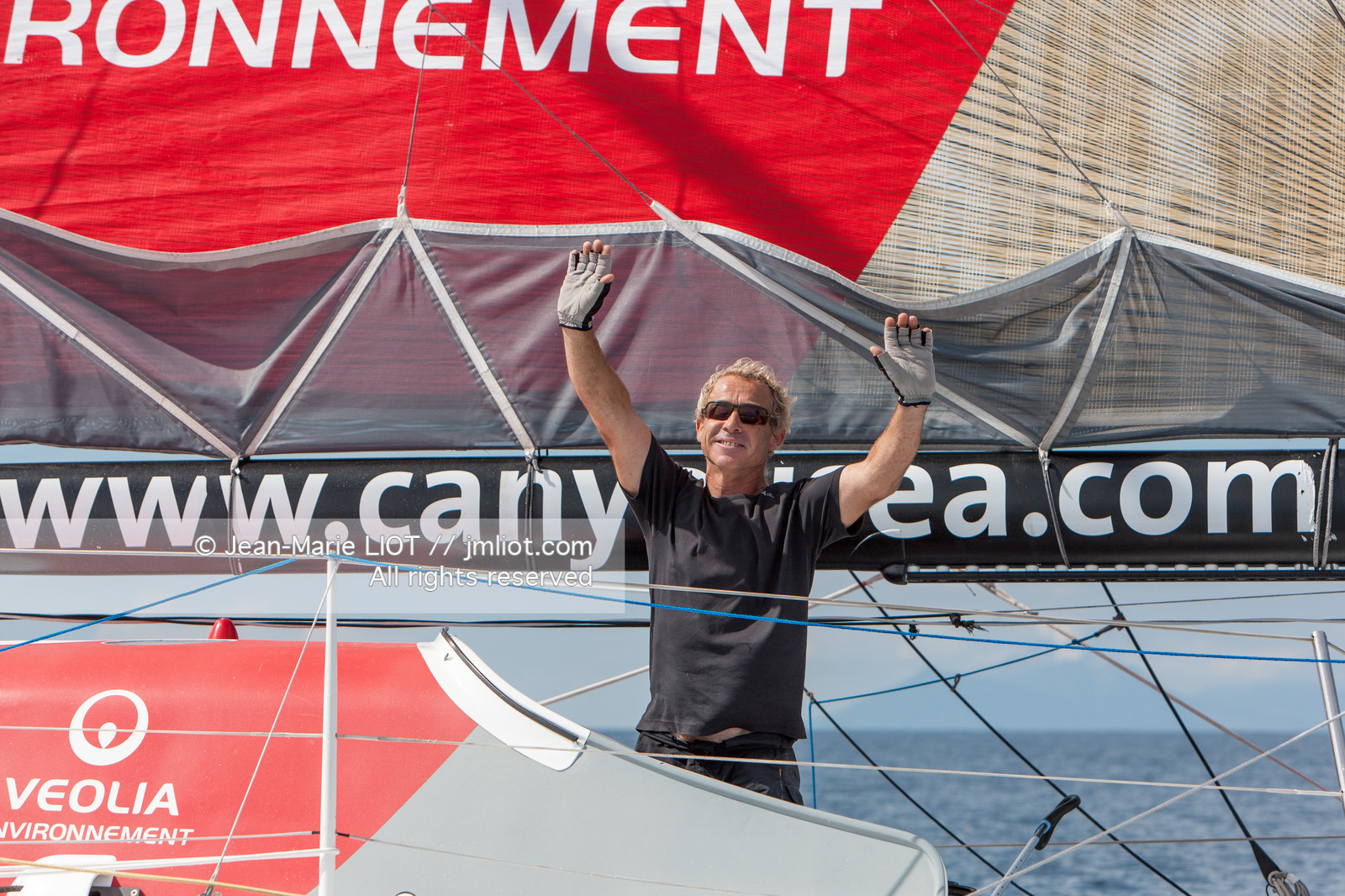 ROUTE DU RHUM 2010 - ARRIVEE DE ROLAND JOURDAIN