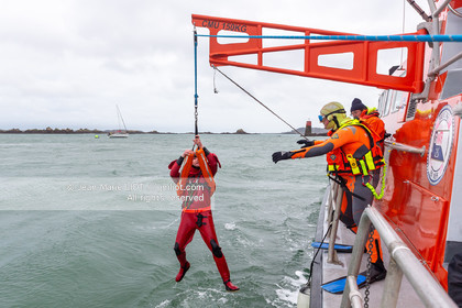 RADEAUX DE SURVIE - COMPARATIF