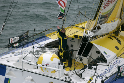 081109VGDEPART_B4K0649