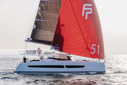 FOUTAINE PAJOT 2022 - AURA 51