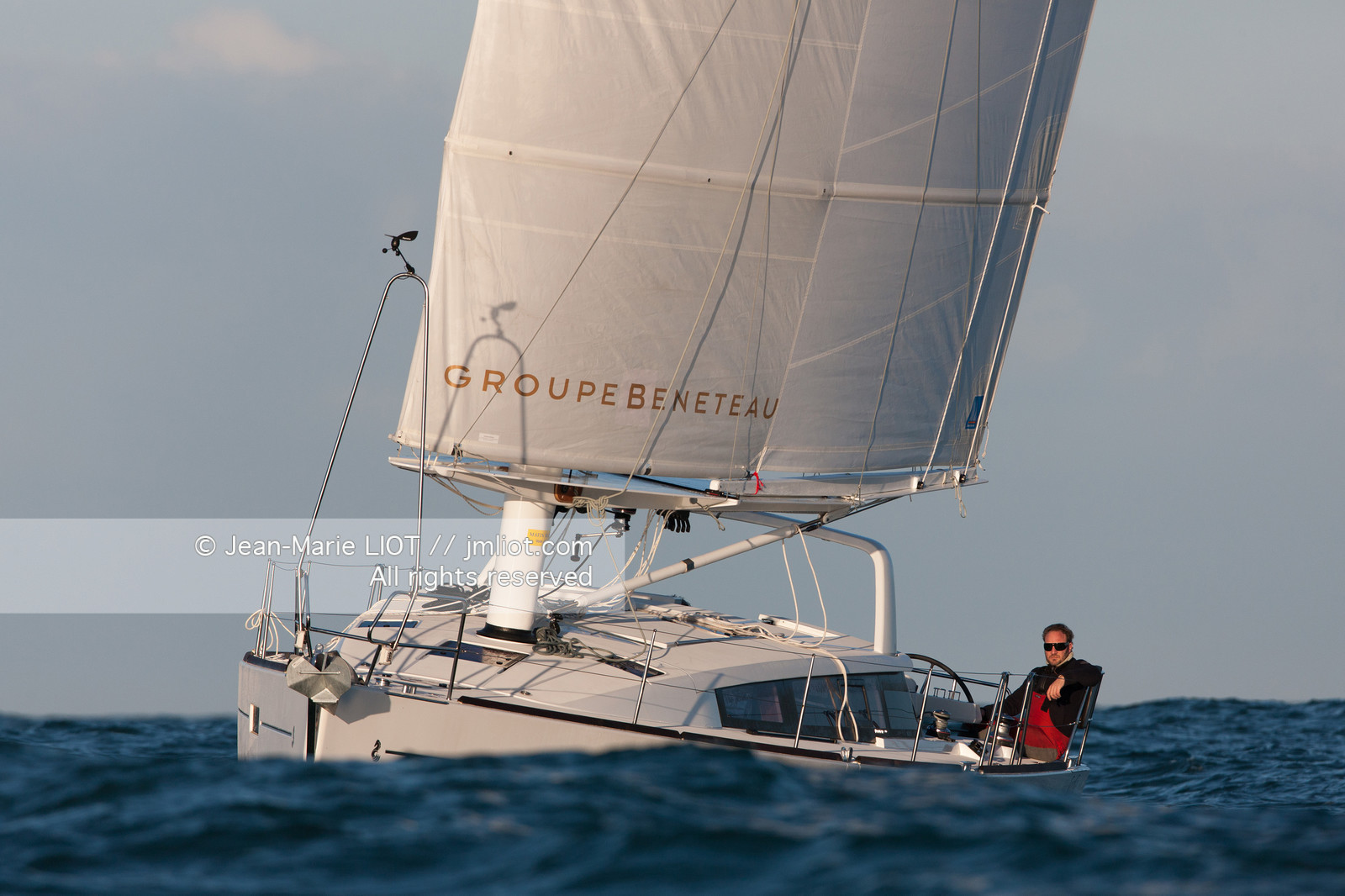 BENETEAU - MAT AUTO PORTE