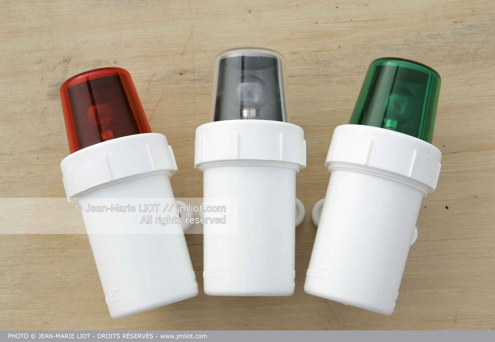 ACCASTILLAGE-ELECTRONIQUE-MECANIQUE-PLAISANCE