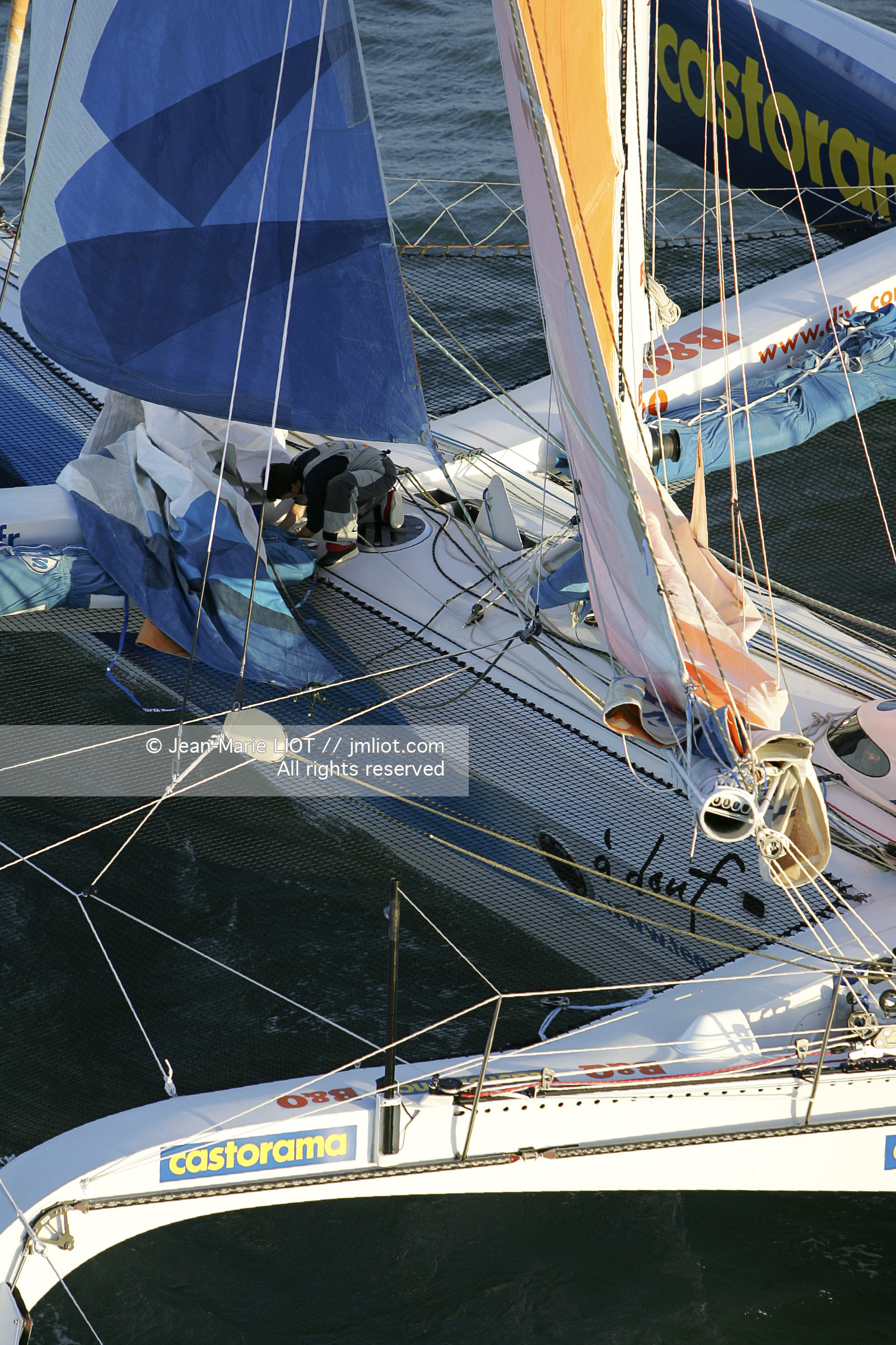 ELLEN MACARTHUR - MAXI TRIMARAN