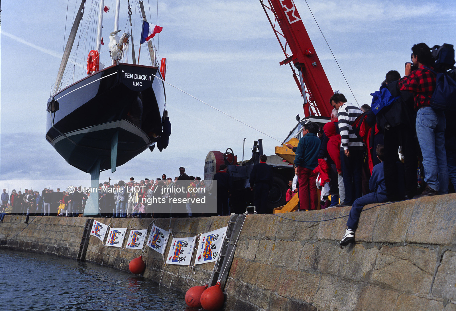 MISE A L'EAU PEN DUICK II - ERIC TABARLY