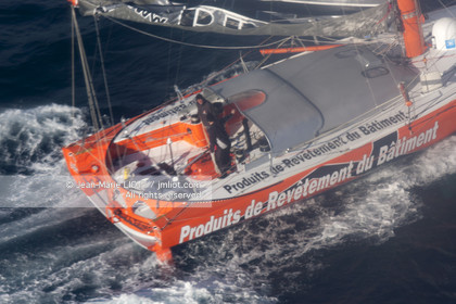 090107VG09090106LECAMRIOU_38V5211