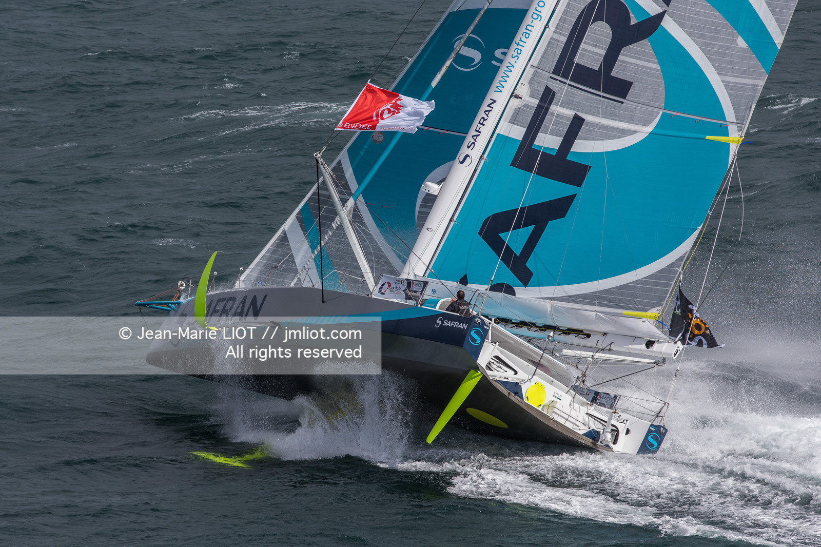 SAILING - SAFRAN - MORGAN LAGRAVIERE