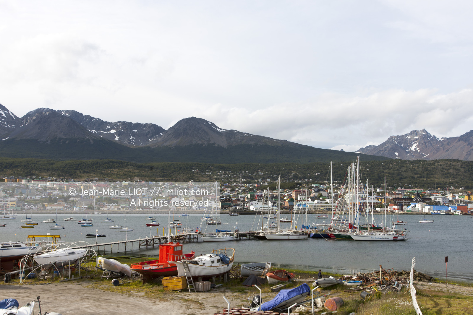 Ushuaia, Terre de Feu est la ville la plus australe du globe.Située à la pointe de l'Argentine cette province est la porte de l'antartique.photo © Jean-Marie Liot.