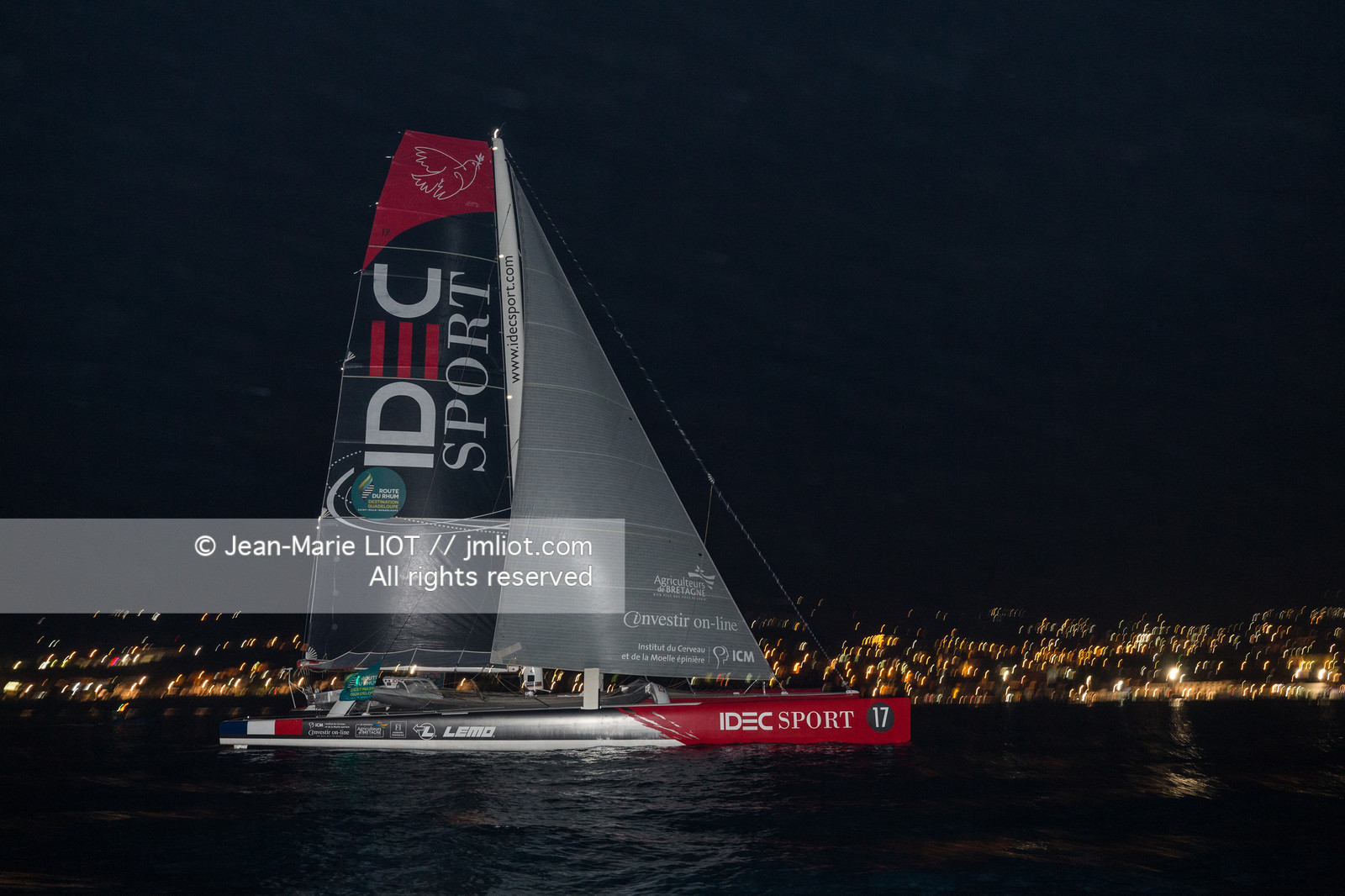FRANCIS JOYON - ROUTE DU RHUM 2018 - ARRIVEE
