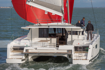 YACHT MAGAZINE 2017 - FOUNTAINE PAJOT 47