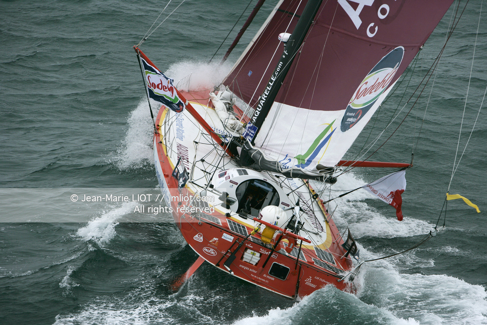 081109VGDEPART_L7A1560