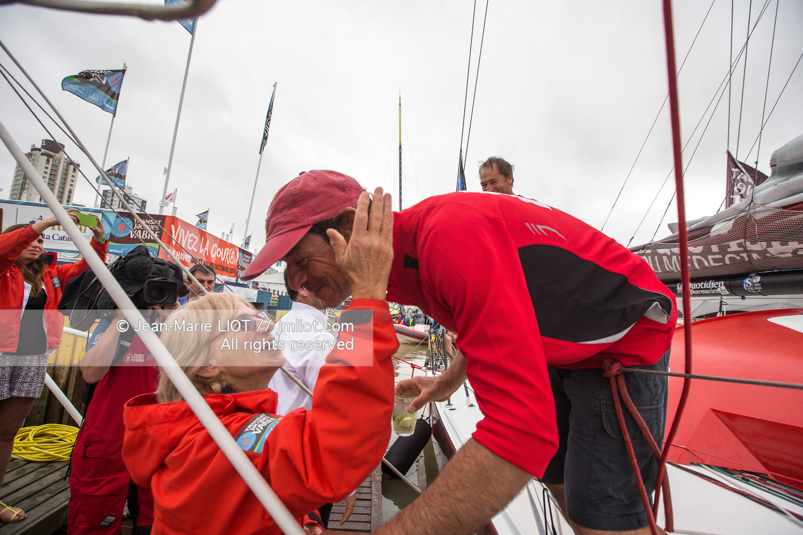 Itajaï (Brazil) le 13 novembre 2015, arrivée de Bertrand de broc et Marc Guillemot à bord de l'imoca MACSF. Photo © Jean-Marie Liot   DPPI..