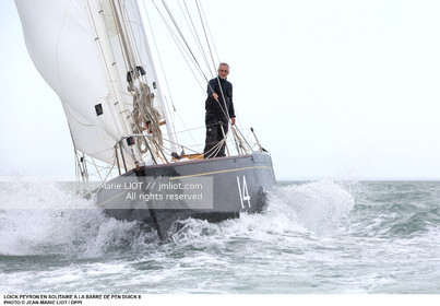 LOICK PEYRON A BORD DE PEN DUICK II
