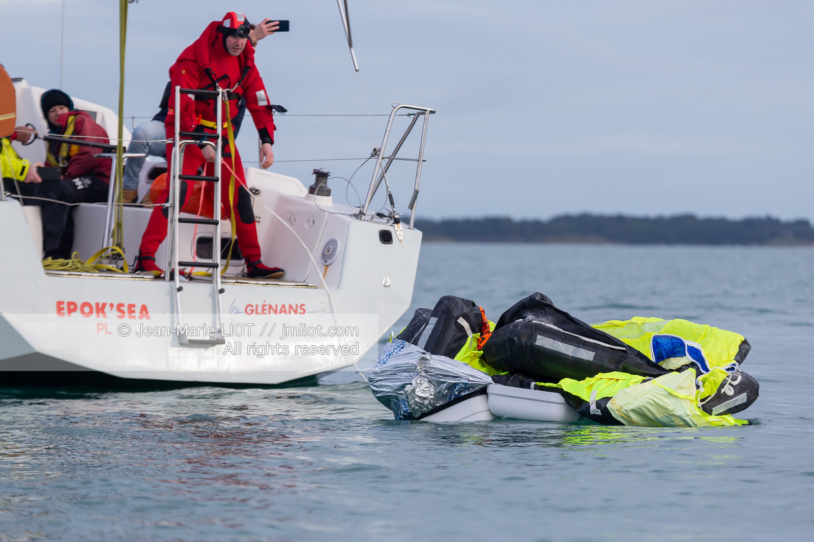 RADEAUX DE SURVIE - COMPARATIF