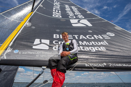 LOÏS BERREHAR - Figaro Bretagne CMB Performance