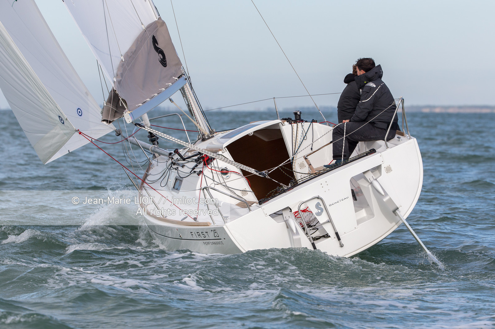 BENETEAU FIRST 25 PERFORMANCE.