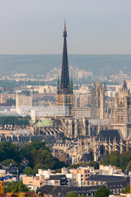Rouen préfecture de la Normandie. Photo © Jean-Marie Liot.
