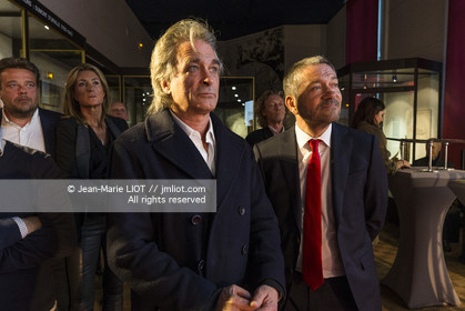 TROPHEE JULES VERNE - IDEC SPORT - REMISE DFU TROPHEE