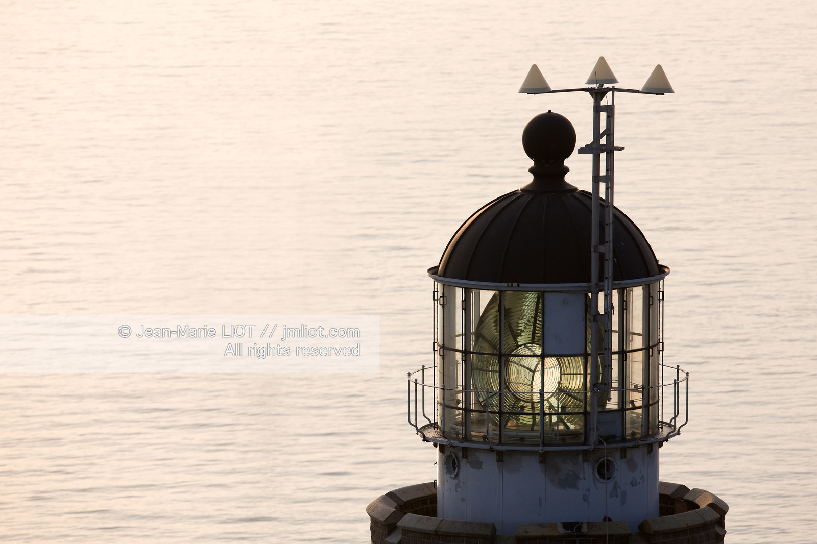 Suède, comté de Skåne, péninsule de Kullaberg, réserve naturelle de Kullaberg, phare de la Mölle